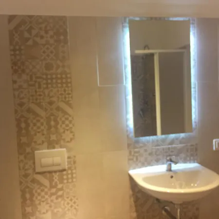 Profumo Di Zagara Oda ve Kahvaltı 3*